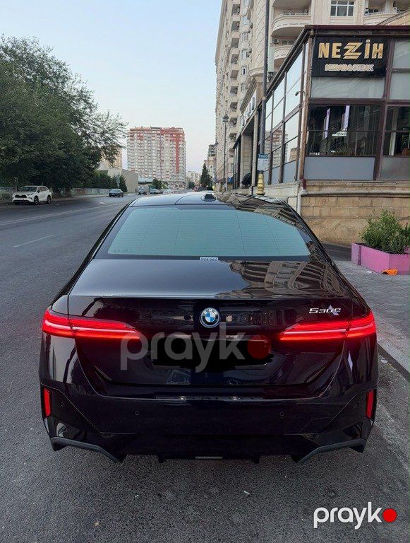 BMW 530e, 2.0 L, 19.4 kWh, 2025 il, 8 000 km — Avtomobillər, Bakı (5)