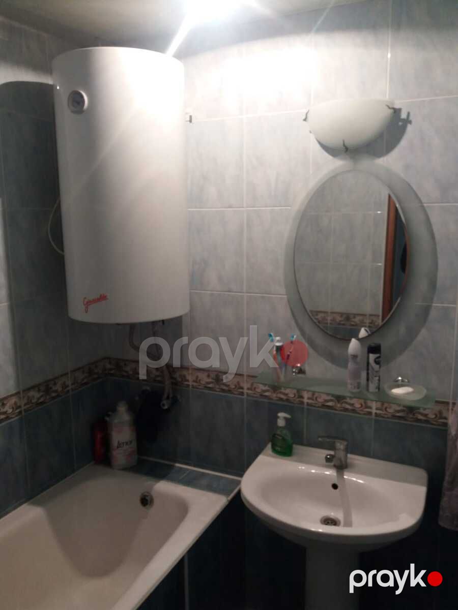 Satılır 2 otaqlı köhnə tikili 62 m² — Mənzil, Bakı (12)