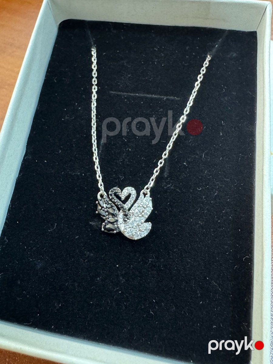 Swarovski boyunbağı — Şəxsi əşyalar, Bakı (3)