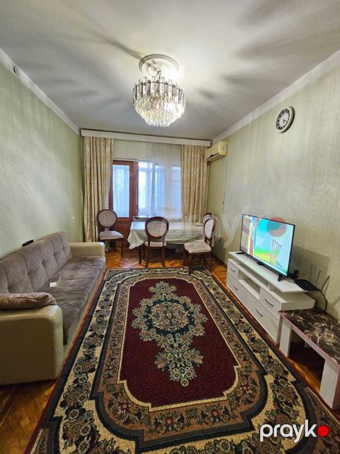Satılır 3 otaqlı köhnə tikili 90 m² — Bakı