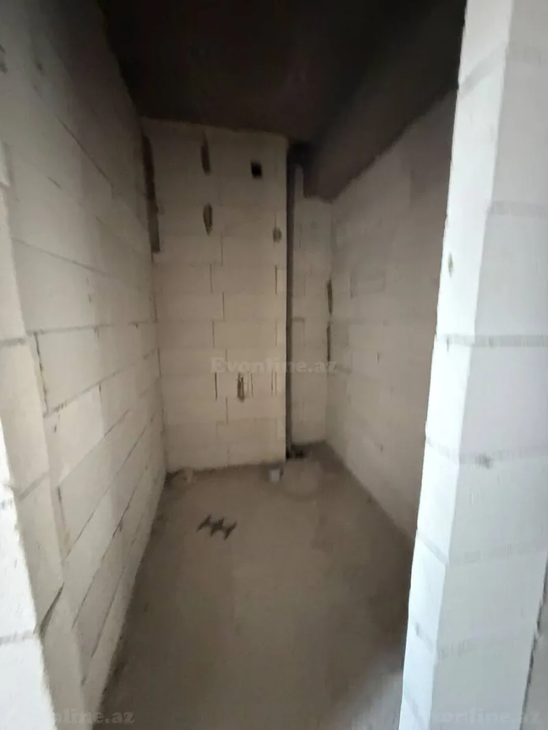Satılır 4 otaqlı Mənzil Yeni tikili 119 m² Bakı, Nizami r., Qara Qarayev m., 8-ci kilometr — Mənzil, Bakı (4)