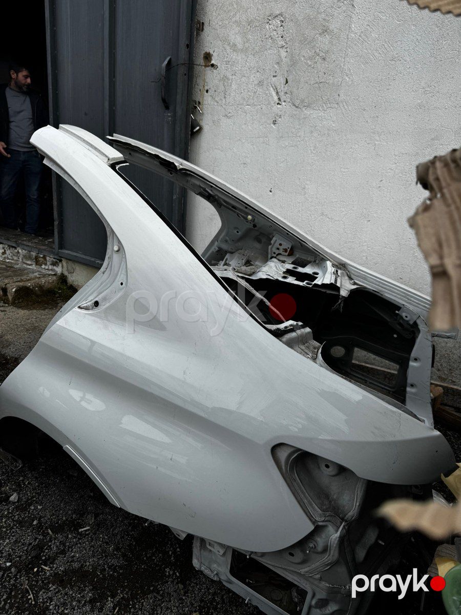 BMW G20 qanadları — Ehtiyat hissələri və aksesuarlar, Bakı (2)
