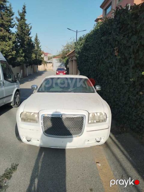 Chrysler 300C, 3.5 L, 2006 il, 300 000 km — Bakı