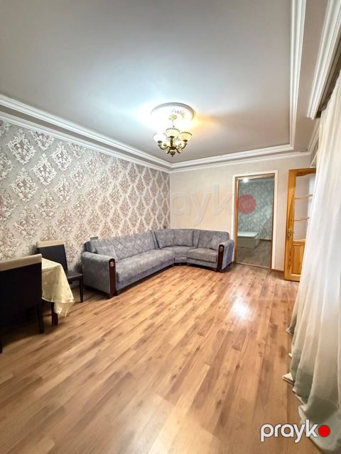 Həyət evi kirayə verilir, Azadlıq m — Bakı