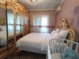 Satılır 2 otaqlı köhnə tikili 58 m² — Sabina Xanim — Квартира