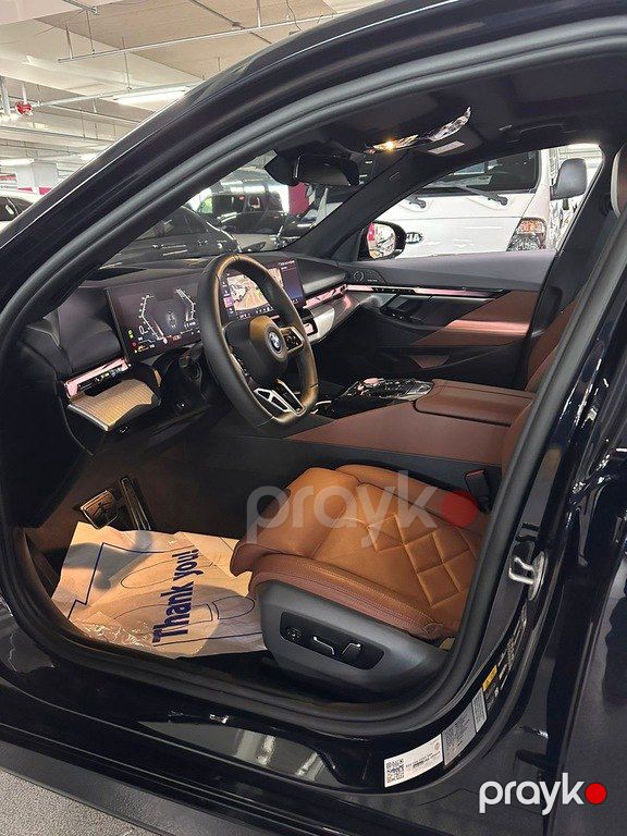 BMW 530e, 2.0 L, 19.4 kWh, 2025 il, 8 000 km — Avtomobillər, Bakı (7)