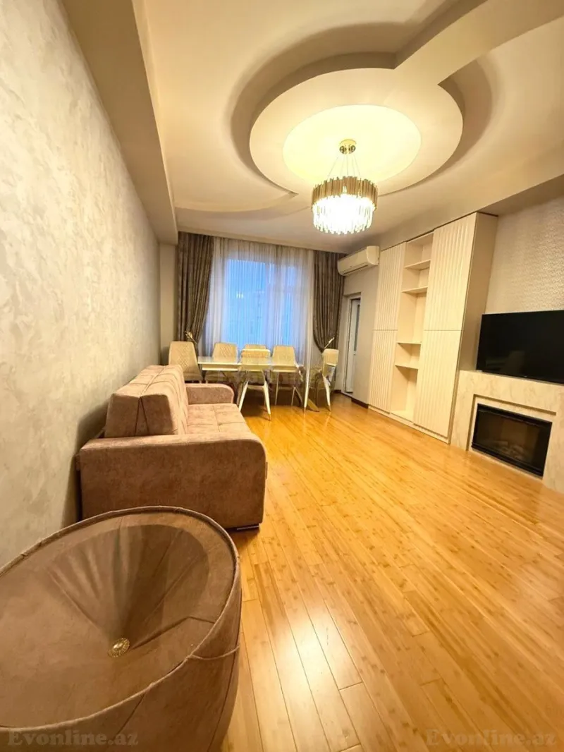 Kirayə verilir 3 otaqlı Mənzil Yeni tikili 135 m² Bakı, Yasamal r., İnşaatçılar m — Bakı