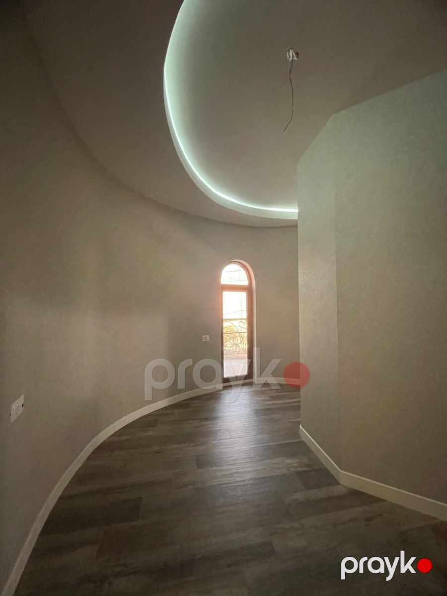 Satılır 13 otaqlı həyət evi/bağ evi 900 m² — Ev, villa, Bakı (5)