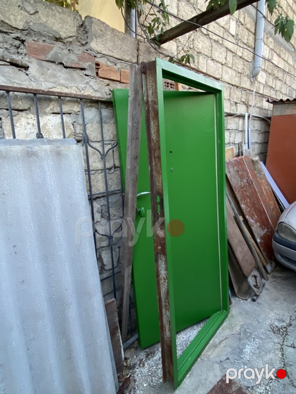 Eni 95 uzunluq 2.9 yaxsi veyzetde rusun demir qapisi seyf kilide — Pəncərələr, qapılar, balkonlar, Bakı (2)