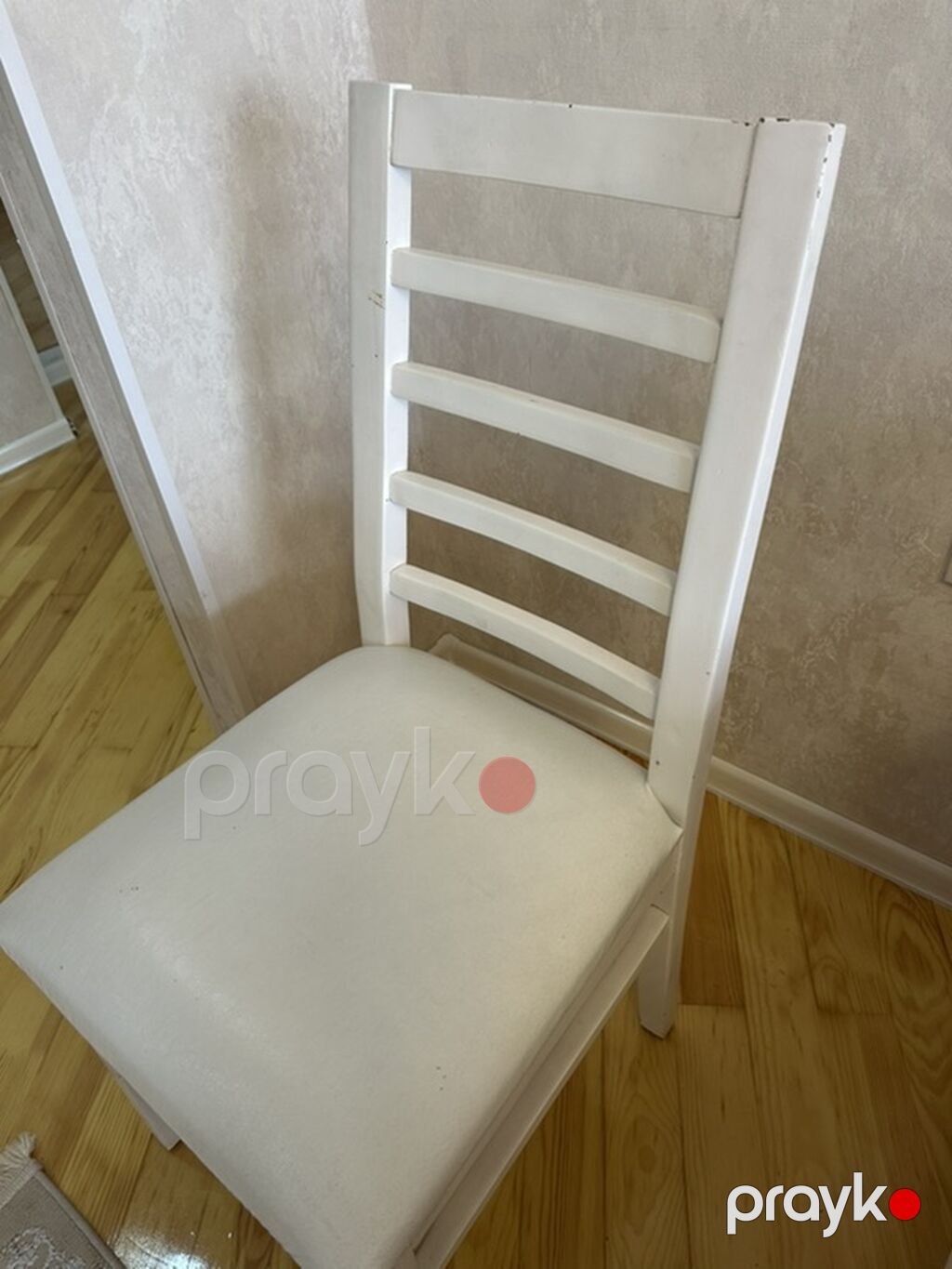 Ağ rəngdə taxta yemək otağı/kafel stulu - Material: massiv taxta — Stullar, Masazır (3)