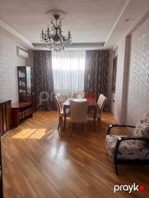 Satılır 3 otaqlı yeni tikili 130 m²