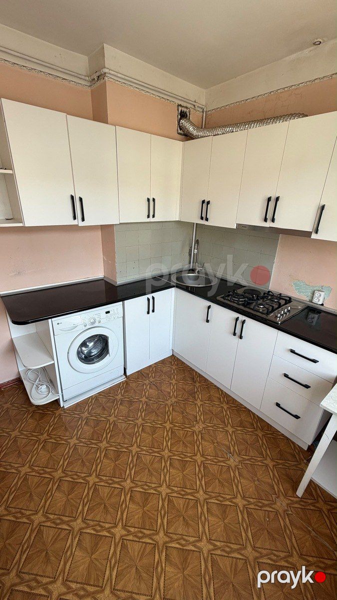 Satılır 2 otaqlı köhnə tikili 60 m² — Mənzil, Bakı (7)