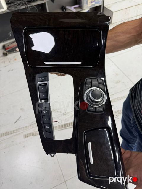 BMW F10 orta barı — Bakı