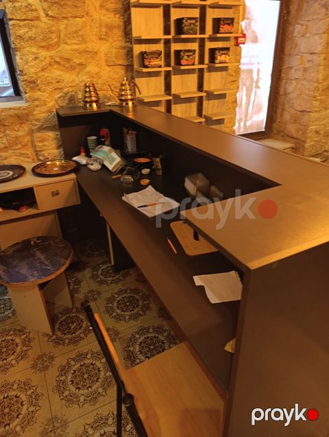 Kafe/boutik üçün L formalı resepsiyon/servis stendi - Material — Digah