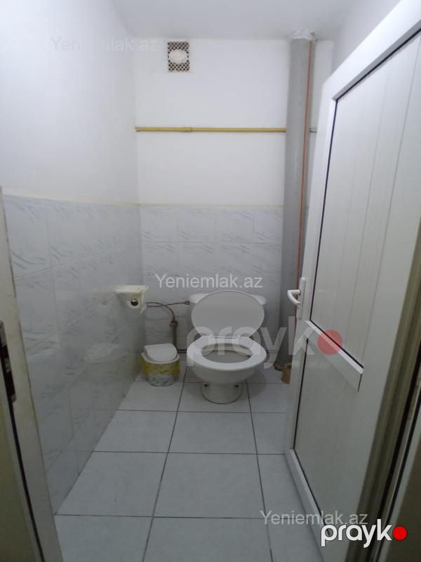 Satılır 2 otaqlı Bina evi menzil (Köhnə tikili), 58 m², 18-ci mikrorayon — Mənzil, Sumqayıt (11)