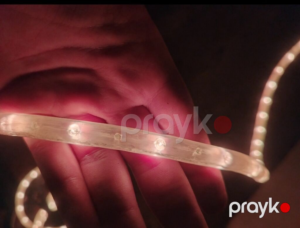 LED işıqlandırma şlanqı (rope light), isti ağ rəngli. metrəsi 1 manat — LED işıqlandırma, Gəncə (2)