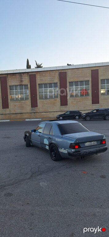 Mercedes 230 E, 2.3 L, 1987 il, 300 000 km — Avtomobillər, Bakı (6)