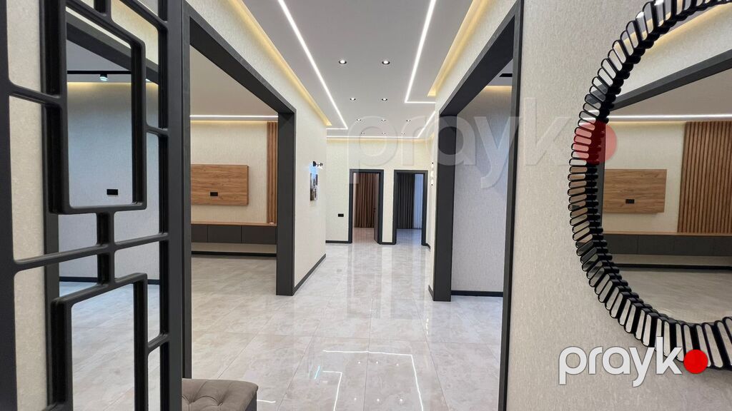 Satılır 4 otaqlı həyət evi/bağ evi 200 m² — Ev, villa, Bakı (8)