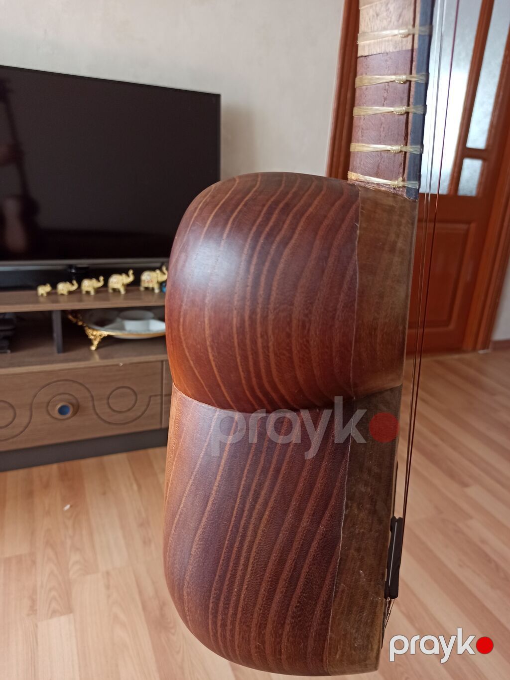 Tar qədimi tardır peto ustanın tarıdır heç bir problemi yoxdur — Gitarlar və digər simli alətlər, Gəncə (7)
