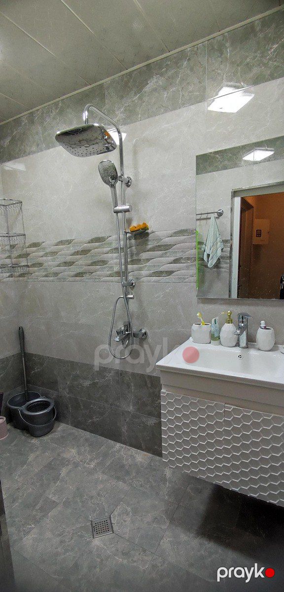 İcarəyə verilir 2 otaqlı köhnə tikili 75 m² — Mənzil, Bakı (8)