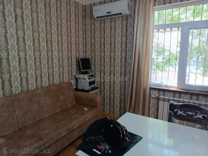 Kirayə verilir 4 otaqlı Həyət evi 120 m² Bakı, Yasamal r., Elmlər Akademiyası m — Bakı