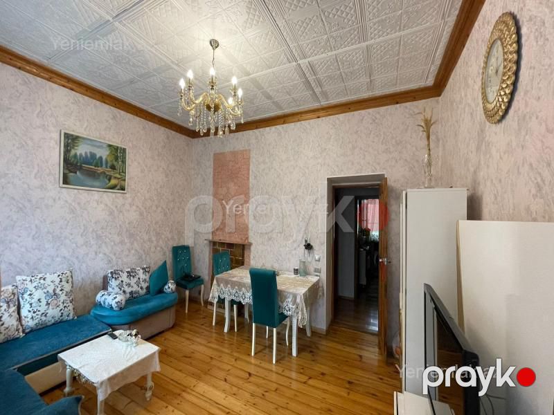 Satılır 3 otaqlı Bina evi menzil (Köhnə tikili), 70 m², Nərimanov rayonu — Mənzil, Bakı (2)