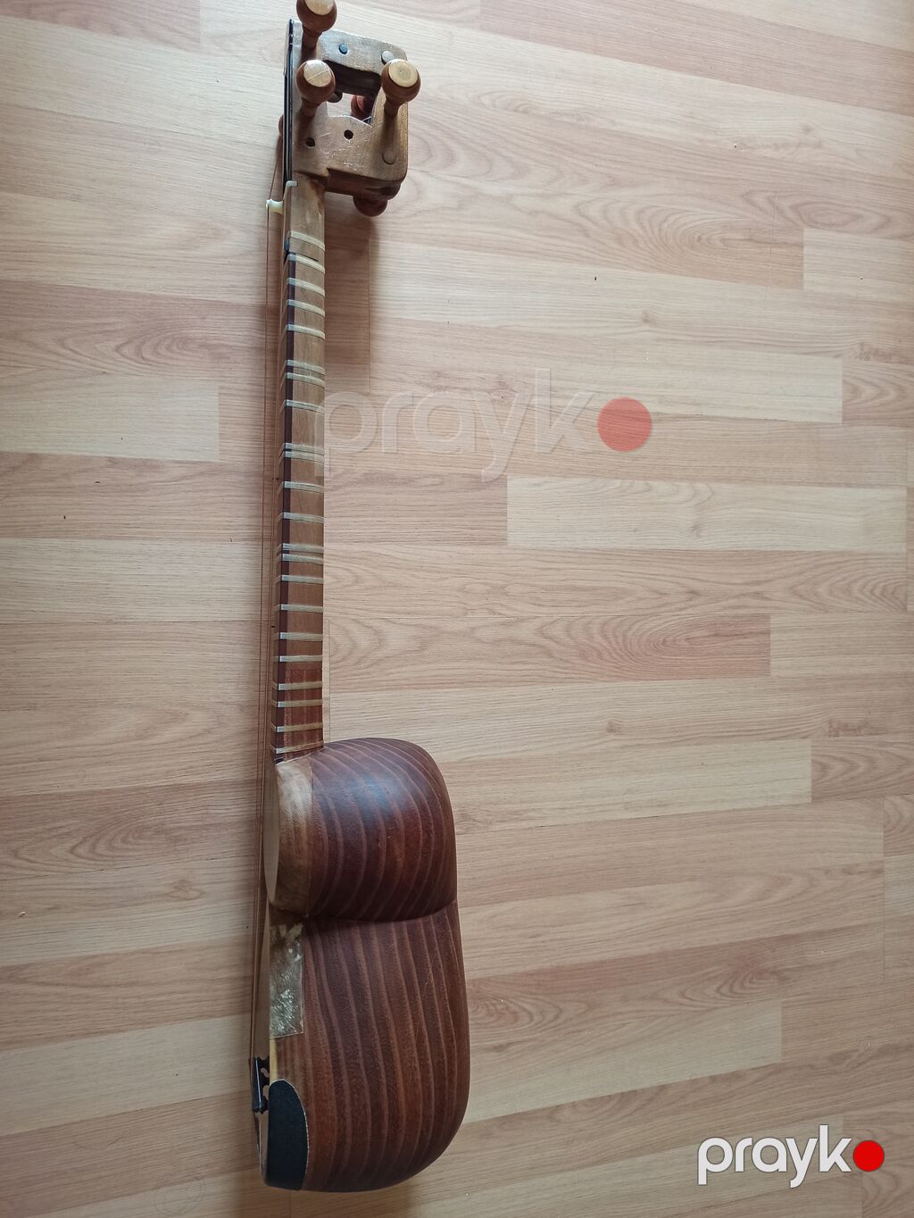 Tar qədimi tardır peto ustanın tarıdır heç bir problemi yoxdur — Gitarlar və digər simli alətlər, Gəncə (4)