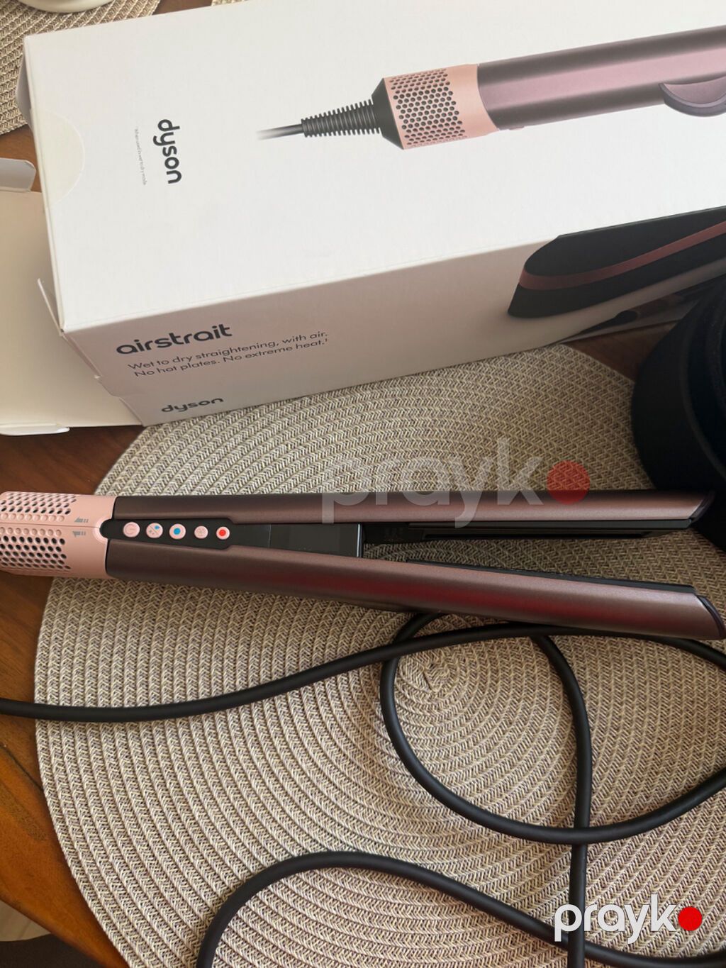 Dyson Airstrait. 5 aydir alinib cox az isledilib, yeni kimidir — Saç burmağa və düzəltməyə, Bakı (2)