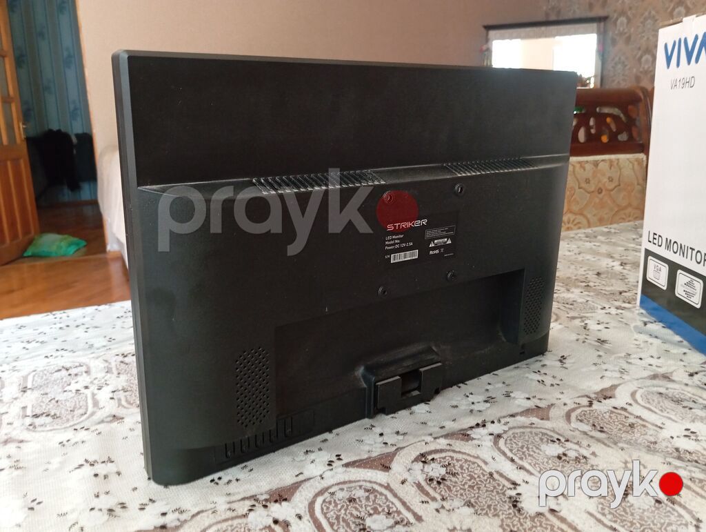 Strıker LED monitor - Ekran diaqonalı: təxminən 19" - manitoru — Monitorlər, Xırdalan (3)