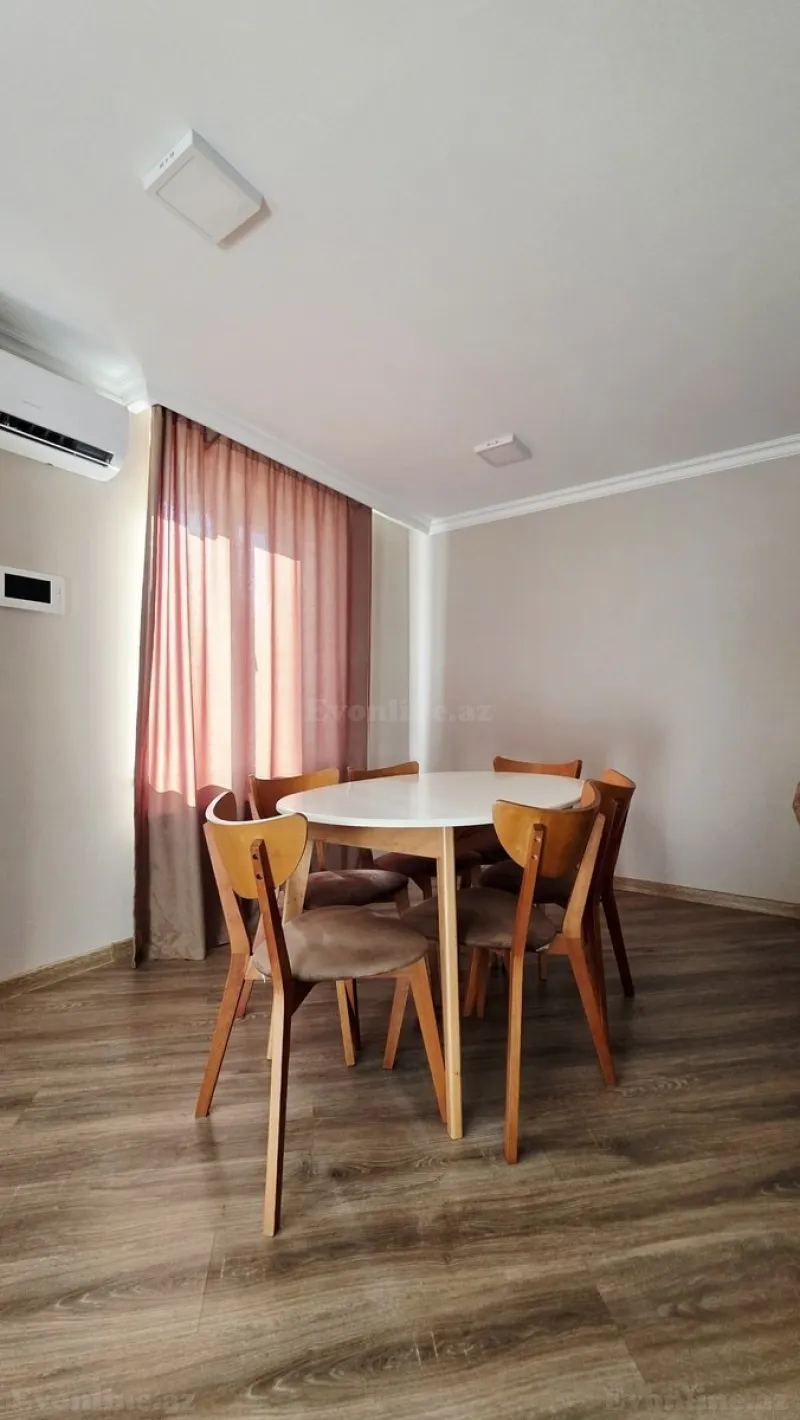 Kirayə verilir 3 otaqlı Mənzil Köhnə tikili 87 m² Bakı, Nərimanov r., Nəriman Nərimanov m — Bakı