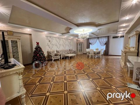 Satılır 4 otaqlı yeni tikili 225 m² — Bakı