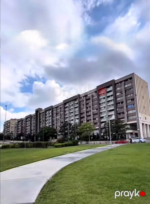 Satılır 3 otaqlı köhnə tikili 90 m²