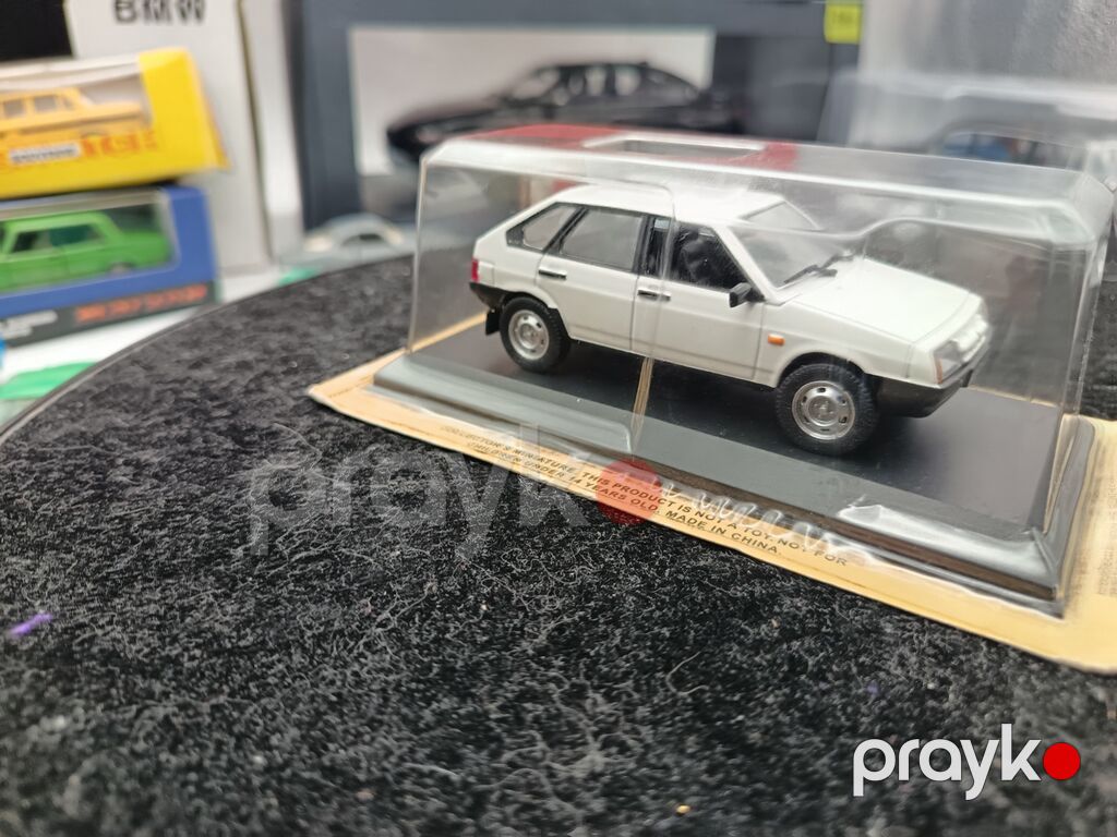 Kolleksionerlər üçün xüsusi təklif Lada Samara VAZ-2109 1/43 — Modellar, Masazır (2)