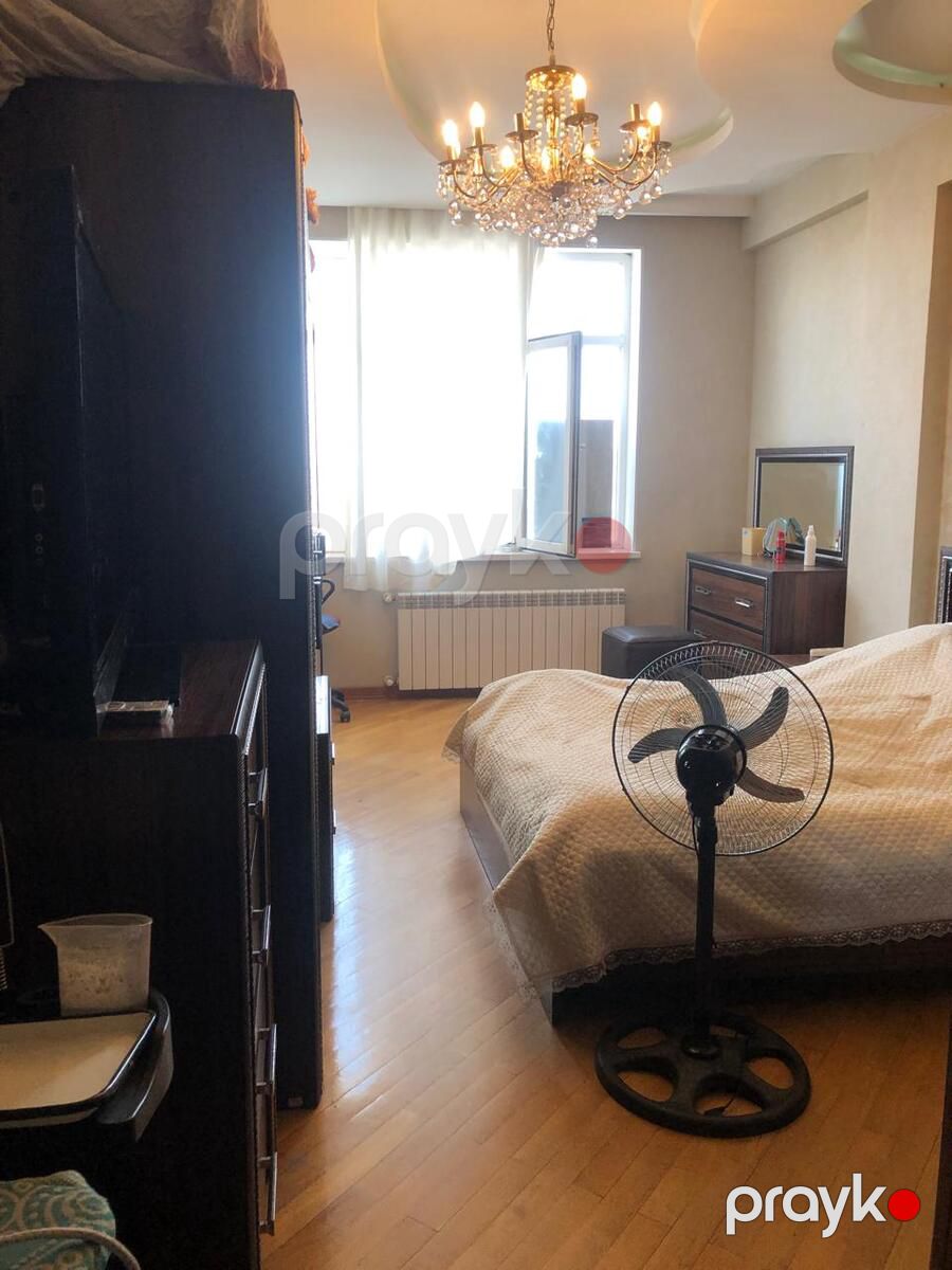Satılır 4 otaqlı yeni tikili 200 m² — Mənzil, Bakı (10)