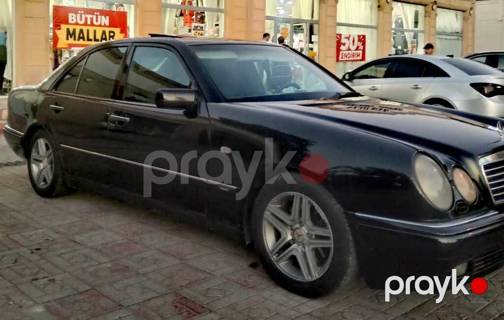 Mercedes E 240, 2.4 L, 1998 il, 321 890 km — Avtomobillər, Bakı (10)