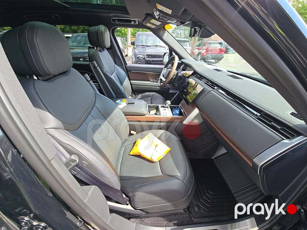 Land Rover Range Rover, 3.0 L, 2025 il, 41 843 km — Avtomobillər (6)