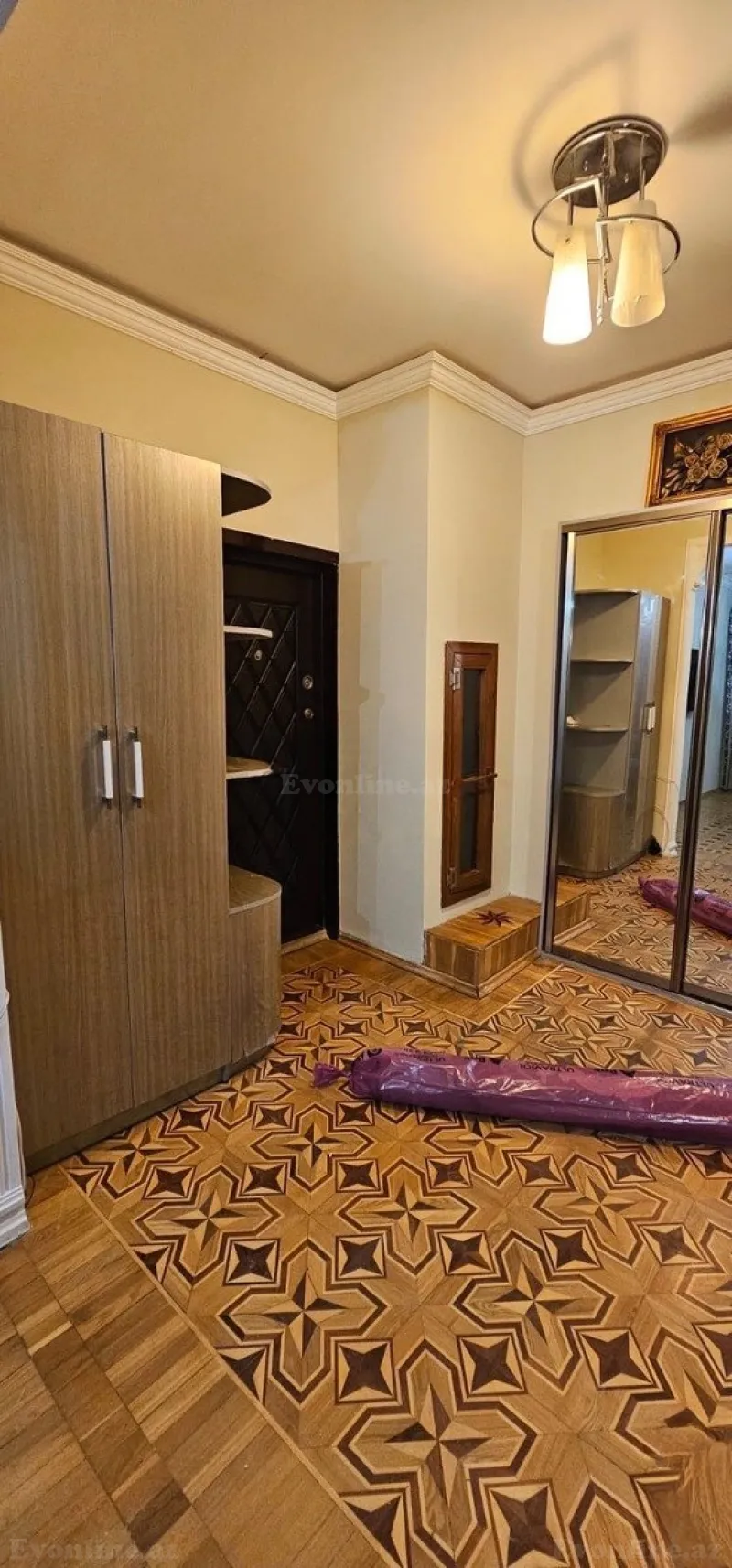 Kirayə verilir 4 otaqlı Mənzil Köhnə tikili 100 m² Bakı, Nəsimi r — Bakı