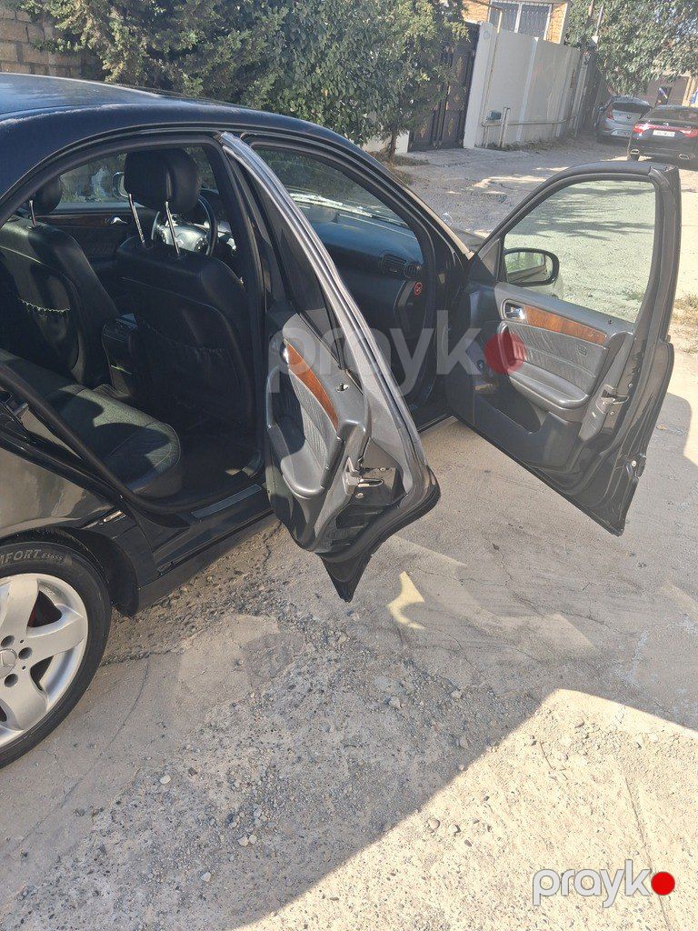 Mercedes C 180, 2.0 L, 2001 il, 1 800 km — Avtomobillər, Bakı (3)