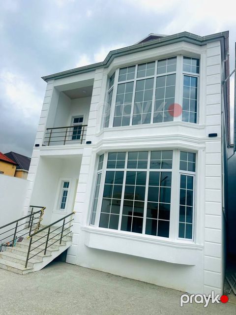 Satılır 4 otaqlı həyət evi/bağ evi 150 m² — Bakı