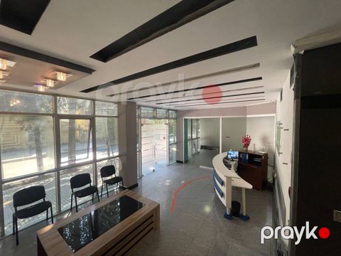 İcarəyə verilir 20 otaqlı ofis 1100 m² — Bakı