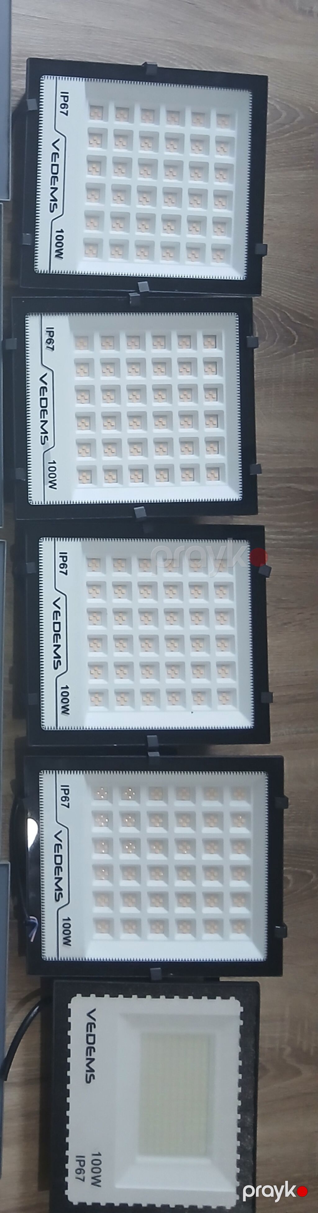 Biri 15 manat 5 i bir yerde satilir 75 manat Vedems LED proyektor — Proyektor, Bakı (2)