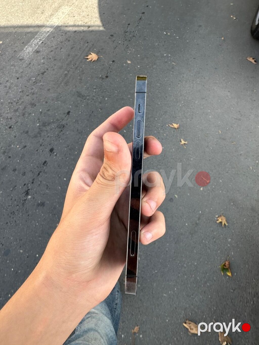 IPhone 12 Pro, Graphite, Qırıq — Apple iPhone, Gəncə (3)