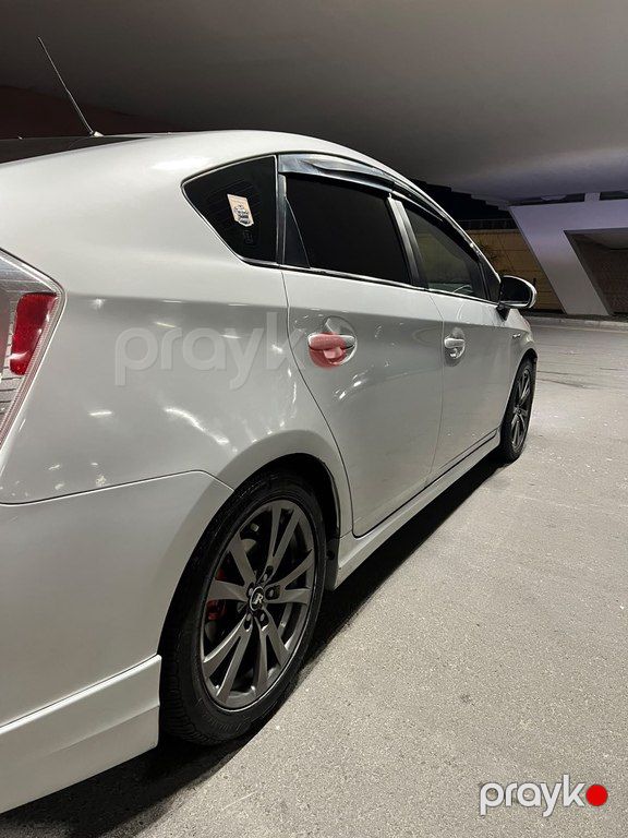 Toyota Prius, 1.8 L, 1.3 kWh, 2015 il, 381 415 km — Avtomobillər, Bakı (6)
