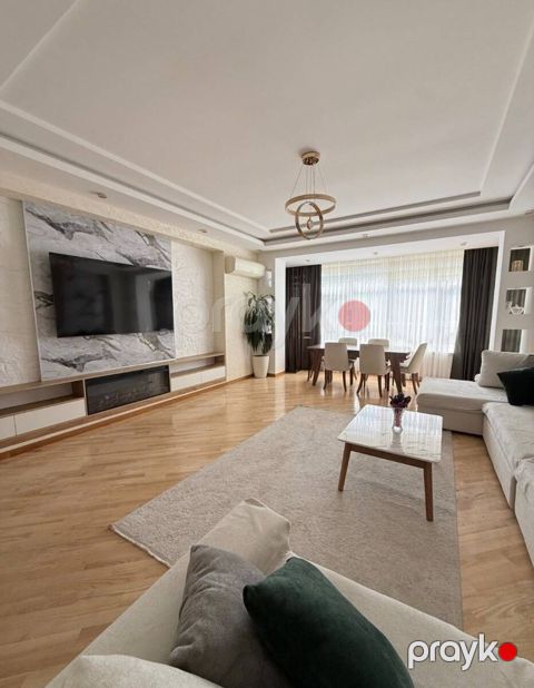 Satılır 3 otaqlı yeni tikili 130 m²