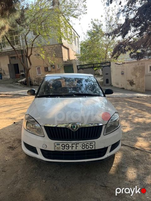 Skoda Fabia, 1.2 L, 2012 il, 300 000 km — Bakı