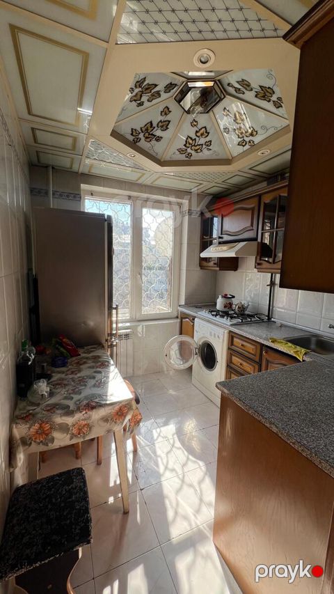 İcarəyə verilir 2 otaqlı köhnə tikili 55 m² — Bakı