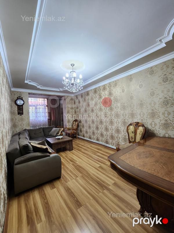 Satılır 4 otaqlı Bina evi menzil (Köhnə tikili), 95 m², 9-cu mikrorayon — Mənzil, Sumqayıt (2)