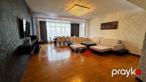 İcarəyə verilir 4 otaqlı yeni tikili 180 m² — Bakı