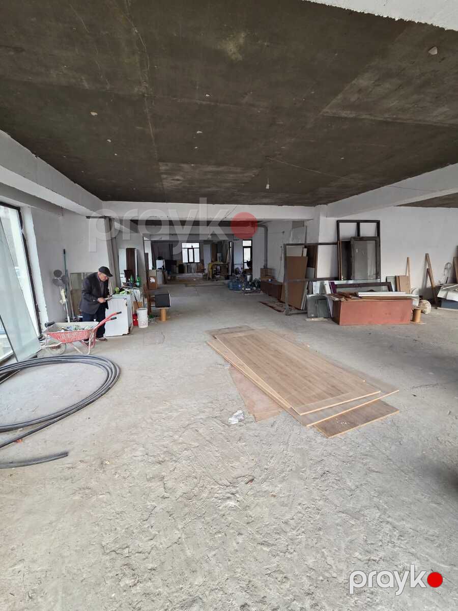 Satılır obyekt 310 m² — Əmlak, Bakı (4)
