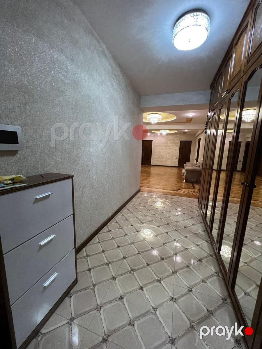Satılır 4 otaqlı yeni tikili 225 m² — Mənzil, Bakı (11)